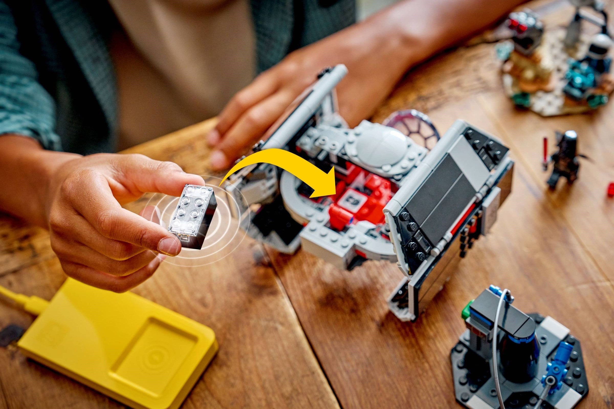 Darth Vader's TIE Fighter 75421 | Star Wars | LEGO (image 6)