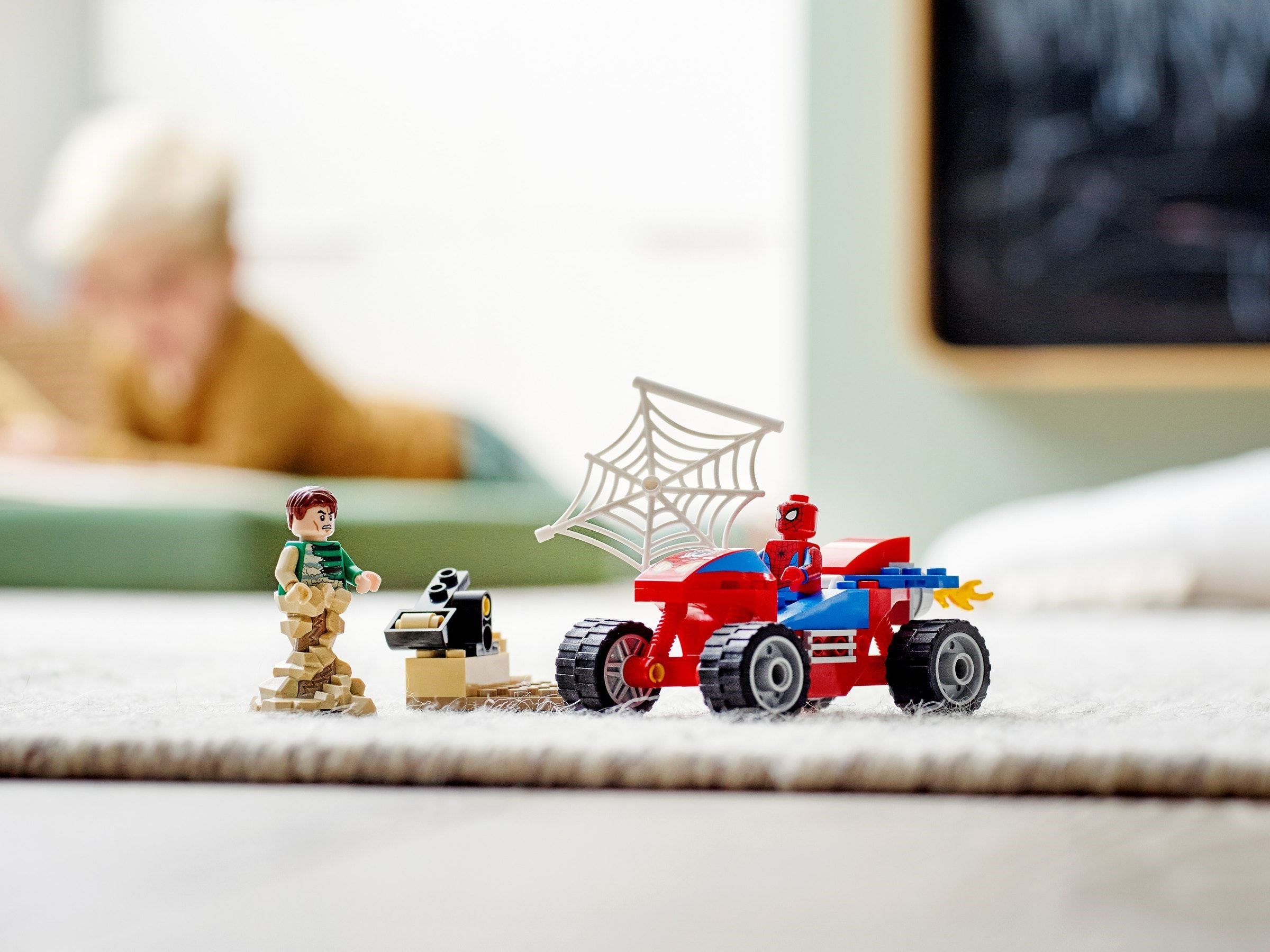 Spider-Man and Sandman Showdown 76172 | Marvel Super Heroes | LEGO – image 9