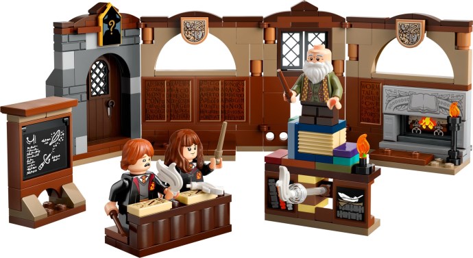 Hogwarts Castle: Charms Class 76442 | Harry Potter | LEGO