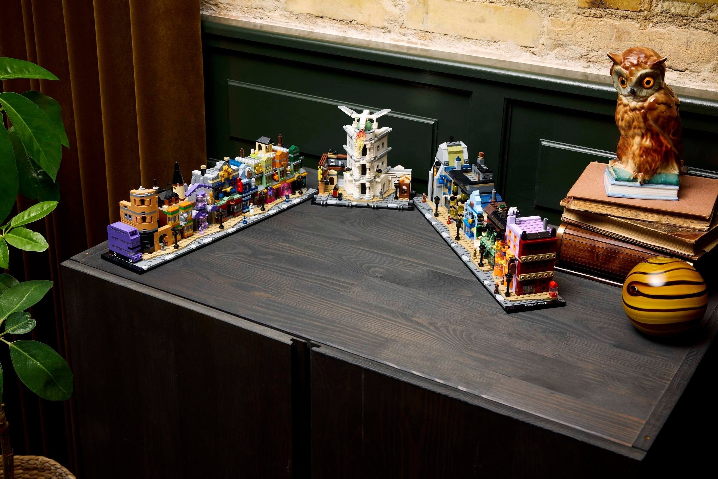 Diagon Alley Wizarding Shops 76444 | Harry Potter | LEGO – image 12