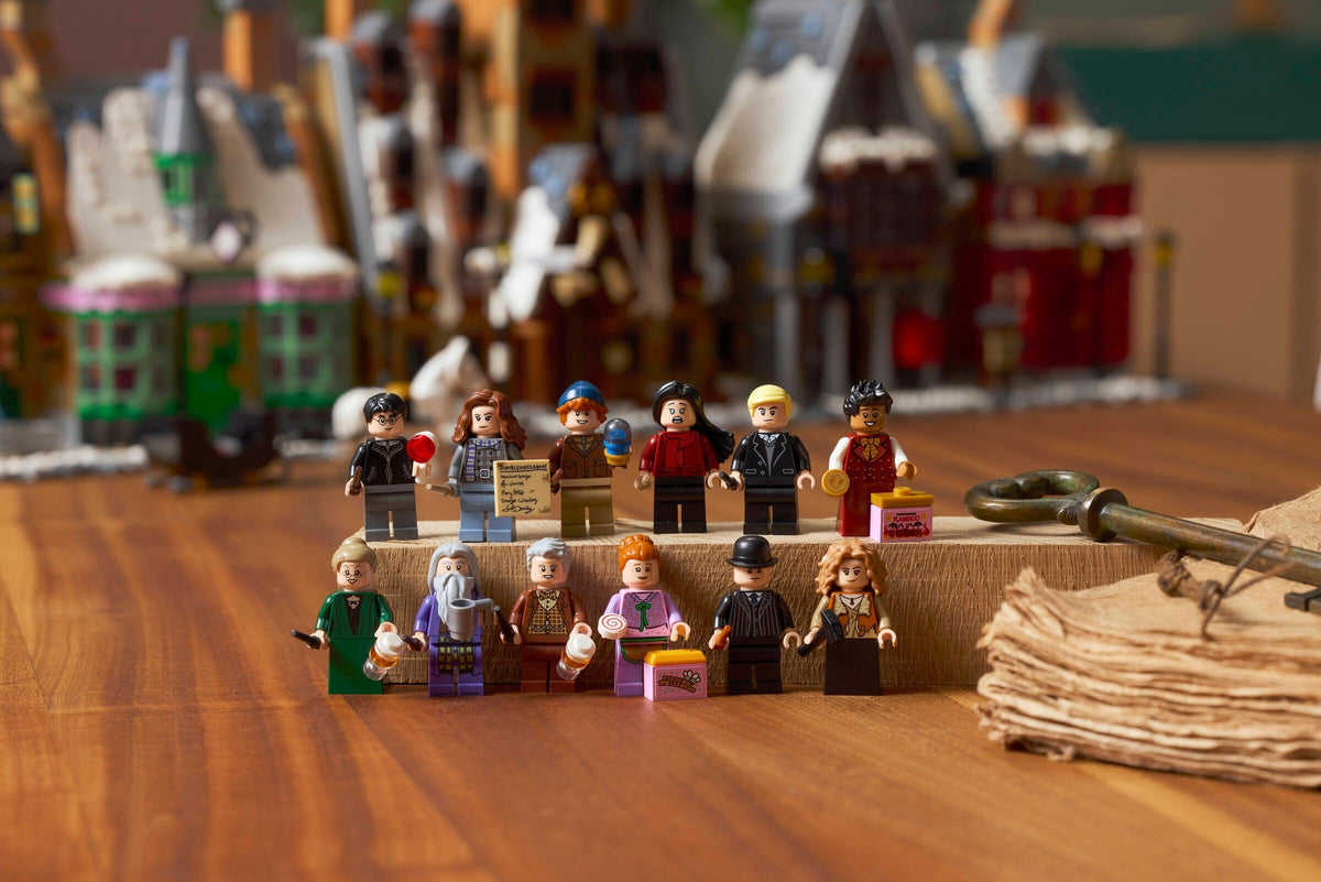 Hogsmeade Village - Collectors' Edition 76457 | Harry Potter | LEGO (image 5)