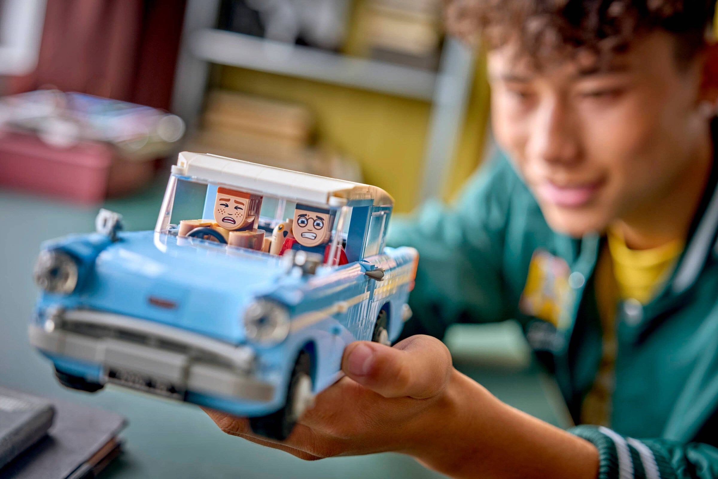 Enchanted Flying Ford Anglia 76470 | Harry Potter | LEGO – image 5