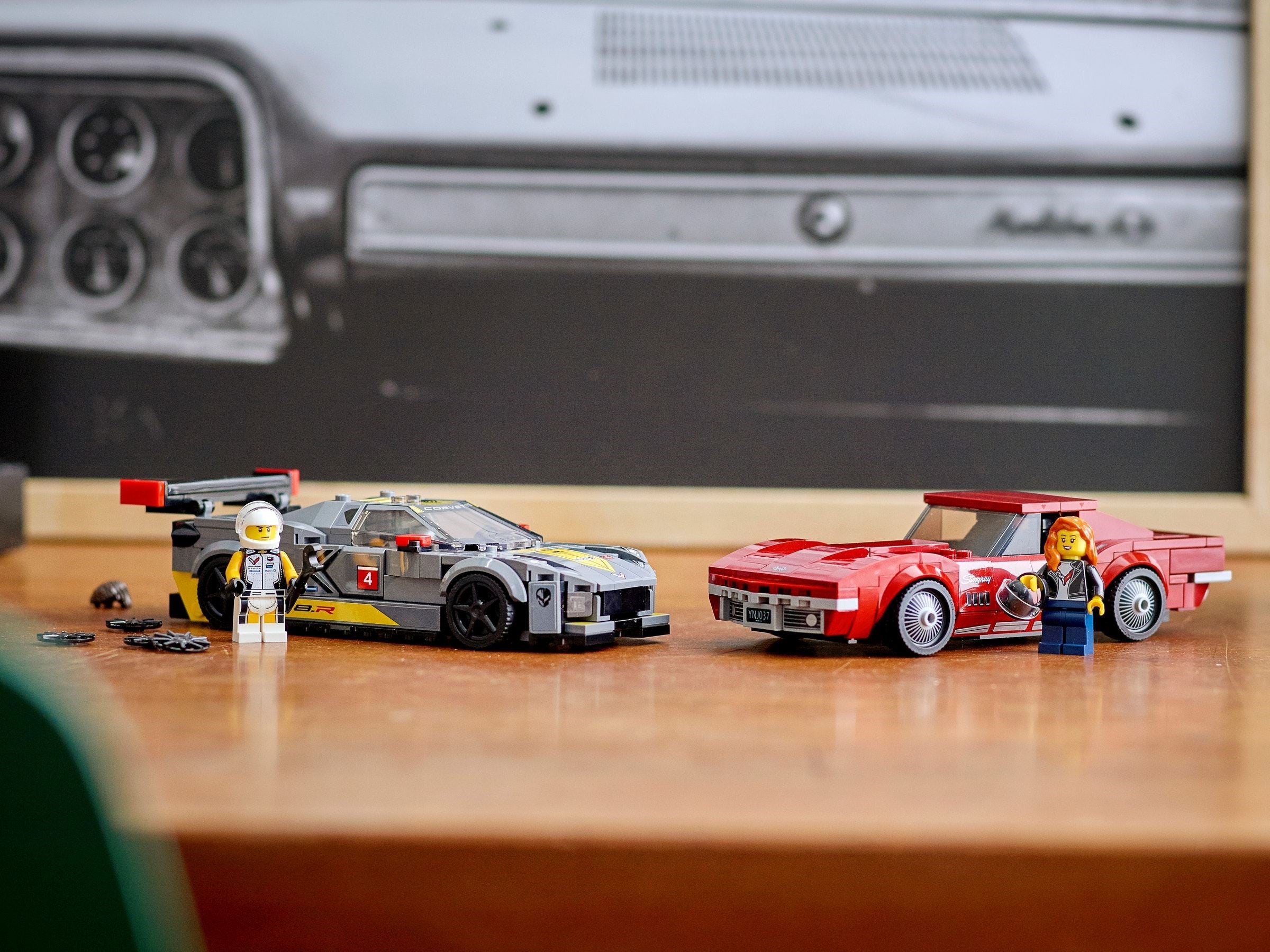 Chevrolet Corvette C8.R Race Car and 1968 Chevrolet Corvette 76903 | Speed Champions | LEGO – image 3