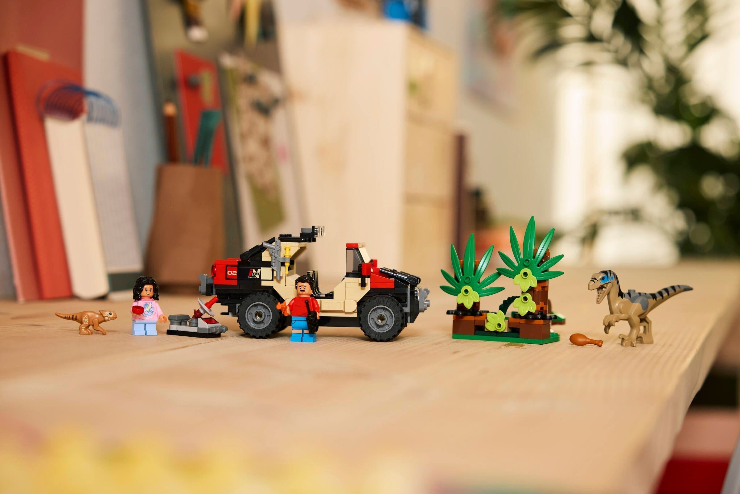 Raptor Off-Road Escape 76972 | Jurassic World | LEGO (image 6)