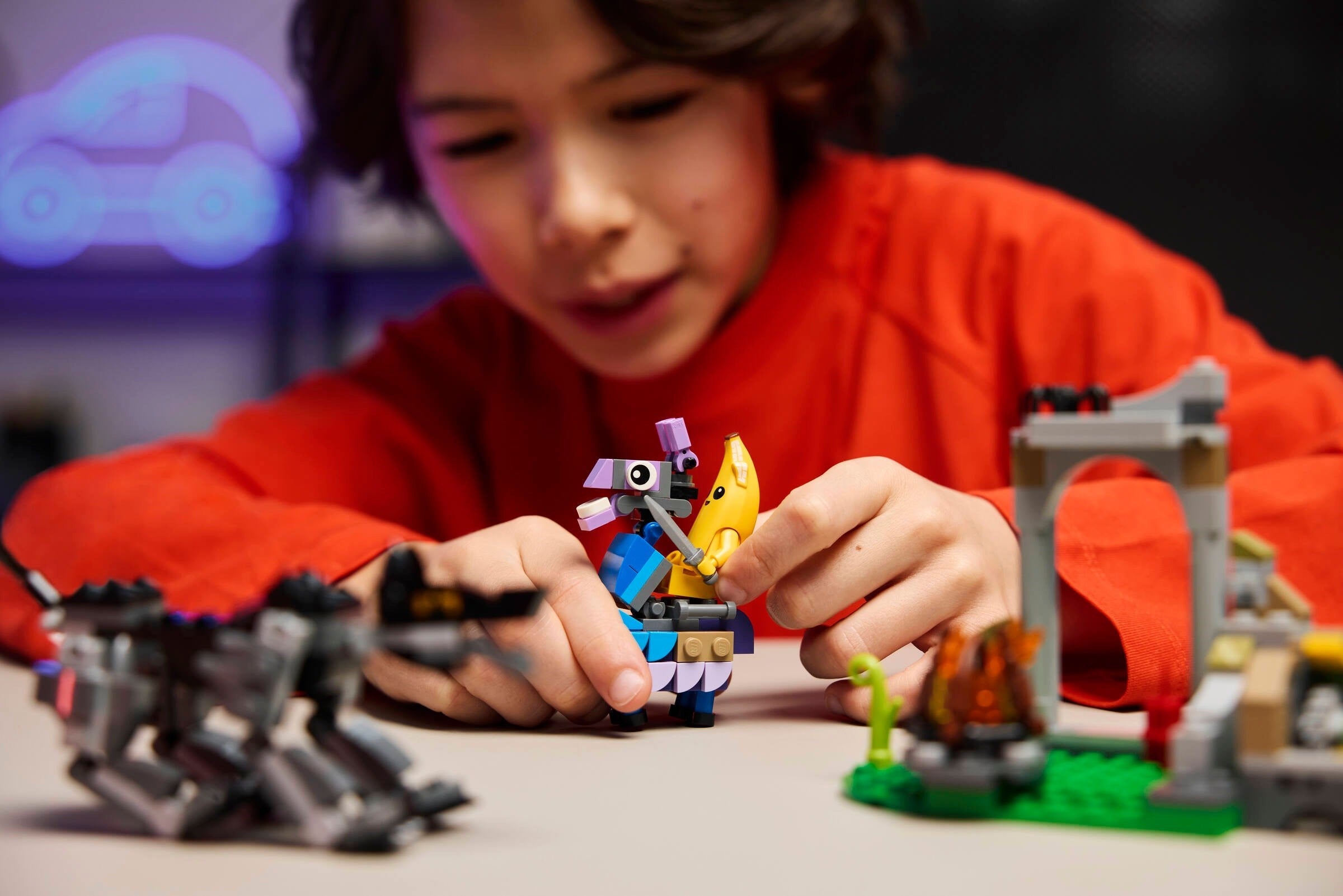 Peely & Sparkplug's Camp 77075 | Fortnite | LEGO – image 4
