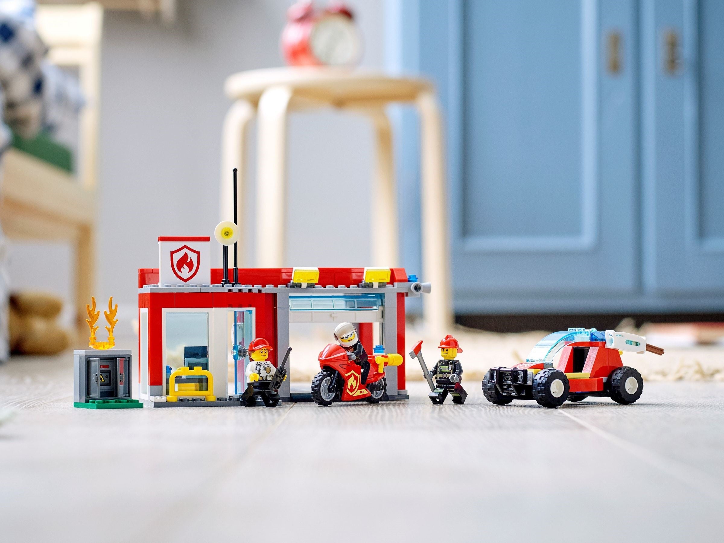 Fire Station Starter Set 77943 | City | LEGO – image 10