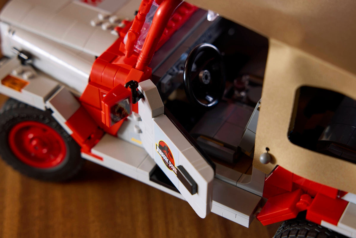 Jurassic Park Jeep Wrangler 77984 | Jurassic World | LEGO (image 11)