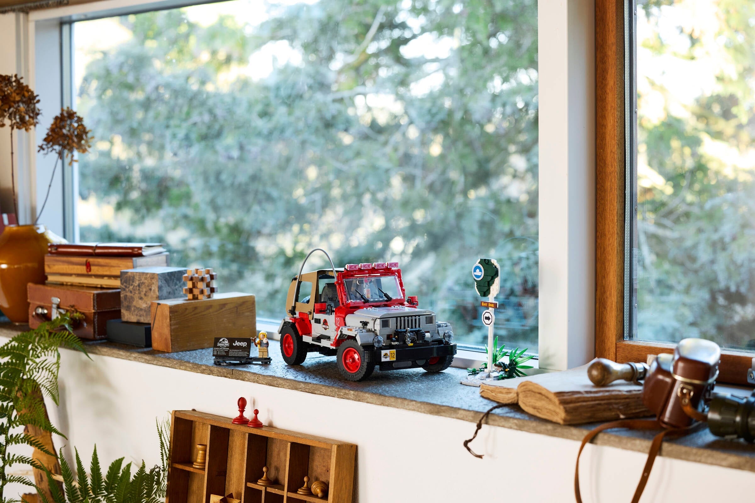 Jurassic Park Jeep Wrangler 77984 | Jurassic World | LEGO (image 19)