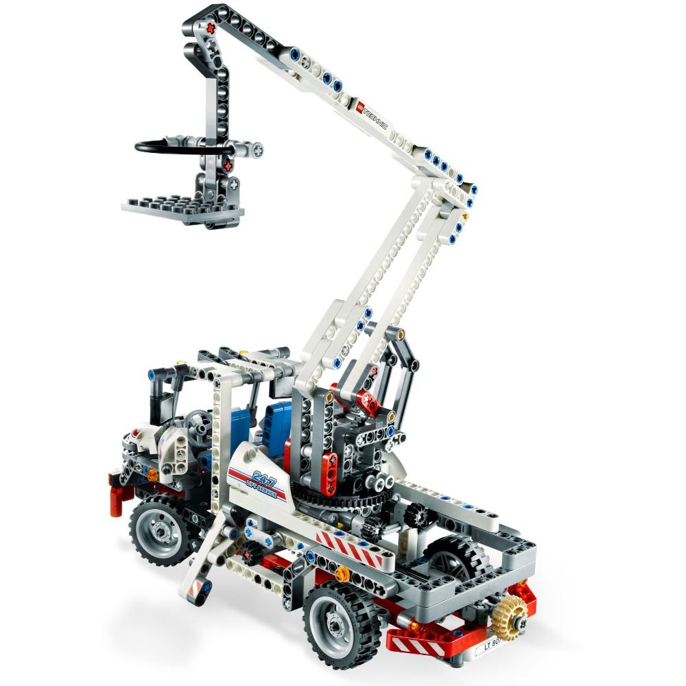 Bucket Truck 8071 | Technic | LEGO