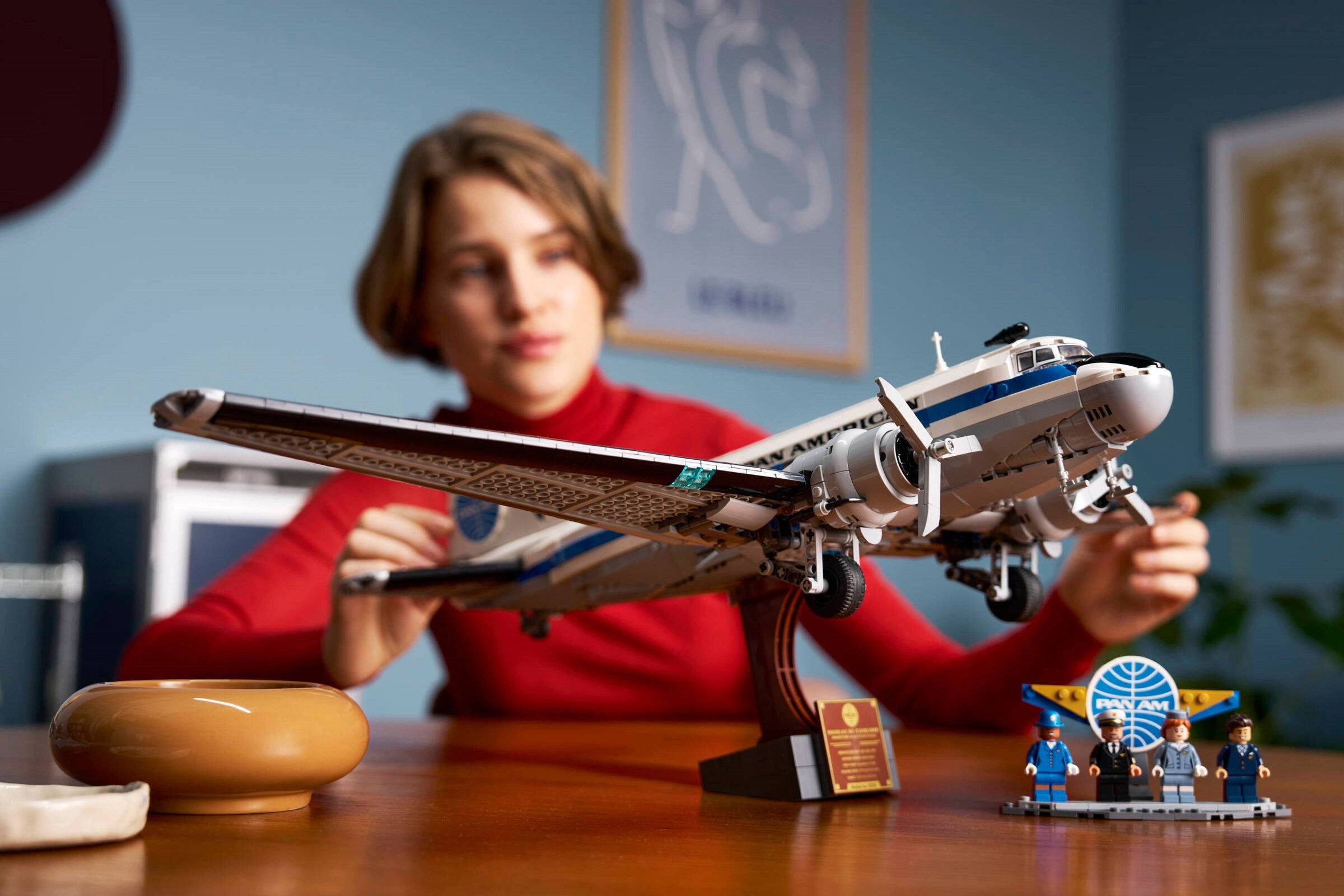 Douglas DC-3 PAN AM Airliner 11378 | Icons | LEGO (image 11)