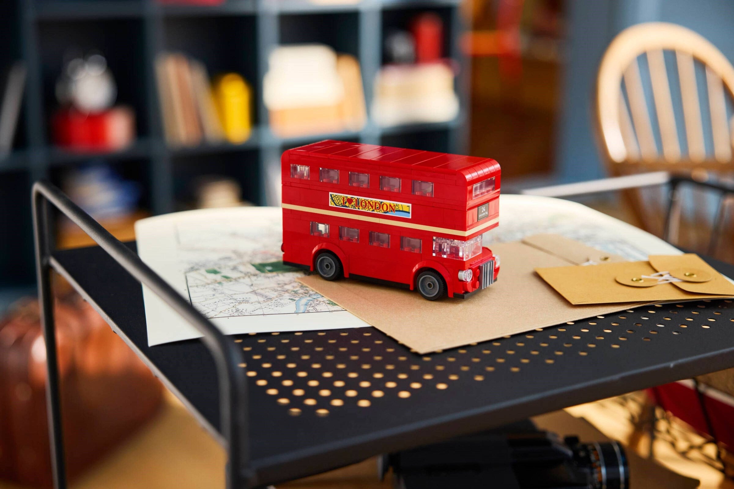 London Bus 40953 | Creator | LEGO (image 5)