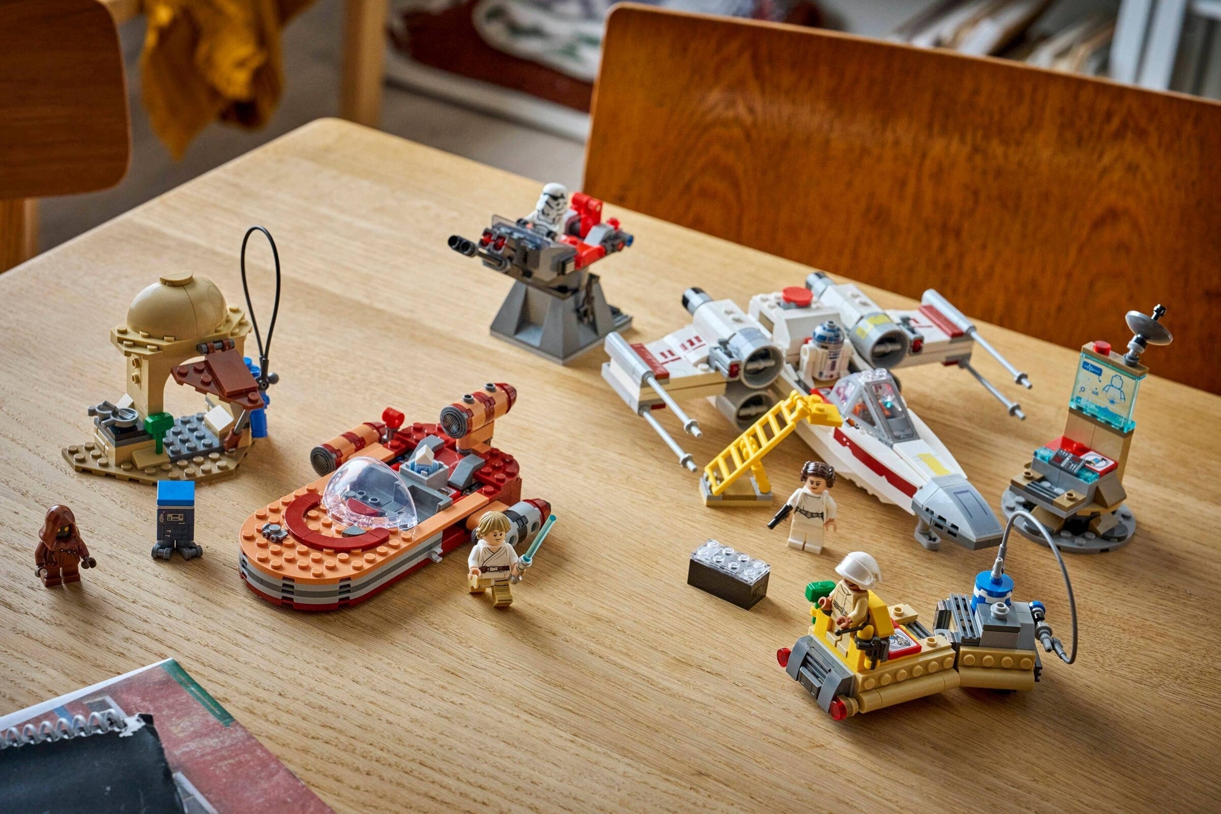 Luke's Landspeeder 75420 | Star Wars | LEGO – image 3